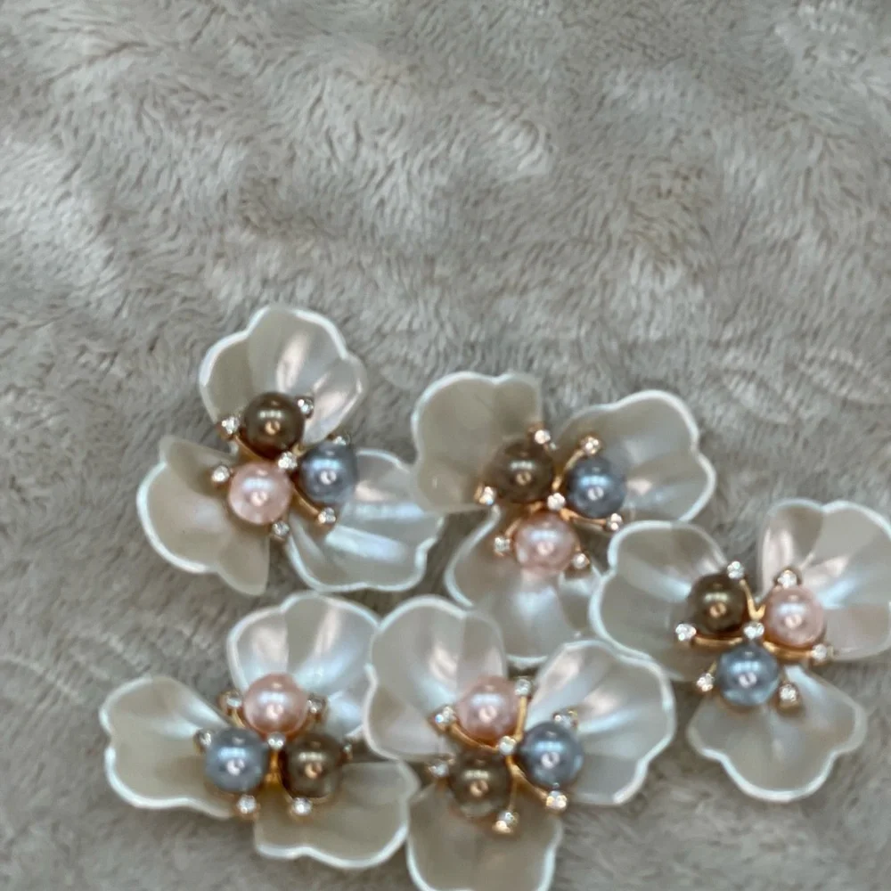 Elegant Floral Pearl Accents for clothing or hair
